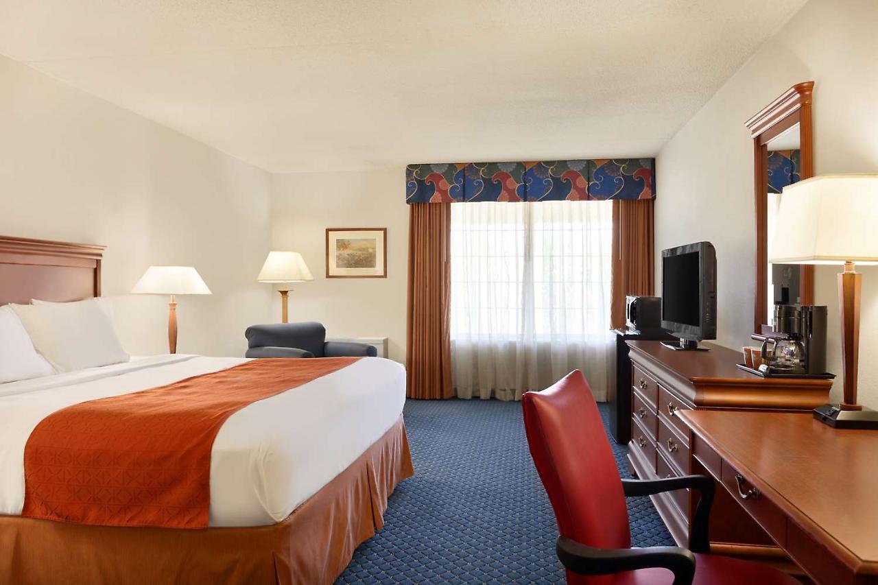 Country Inn & Suites By Radisson, Fredericksburg South I-95 , Va Esterno foto