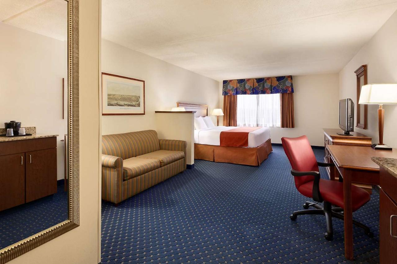 Country Inn & Suites By Radisson, Fredericksburg South I-95 , Va Esterno foto